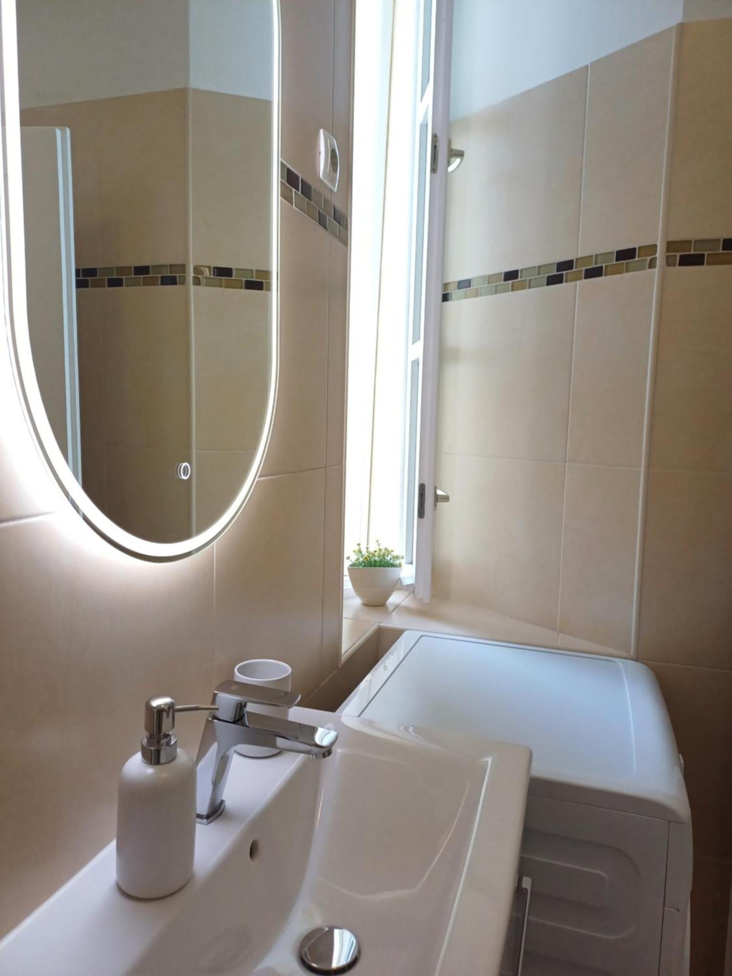Apartment Zdenka - 100 M From The Beach 오파티아 외부 사진